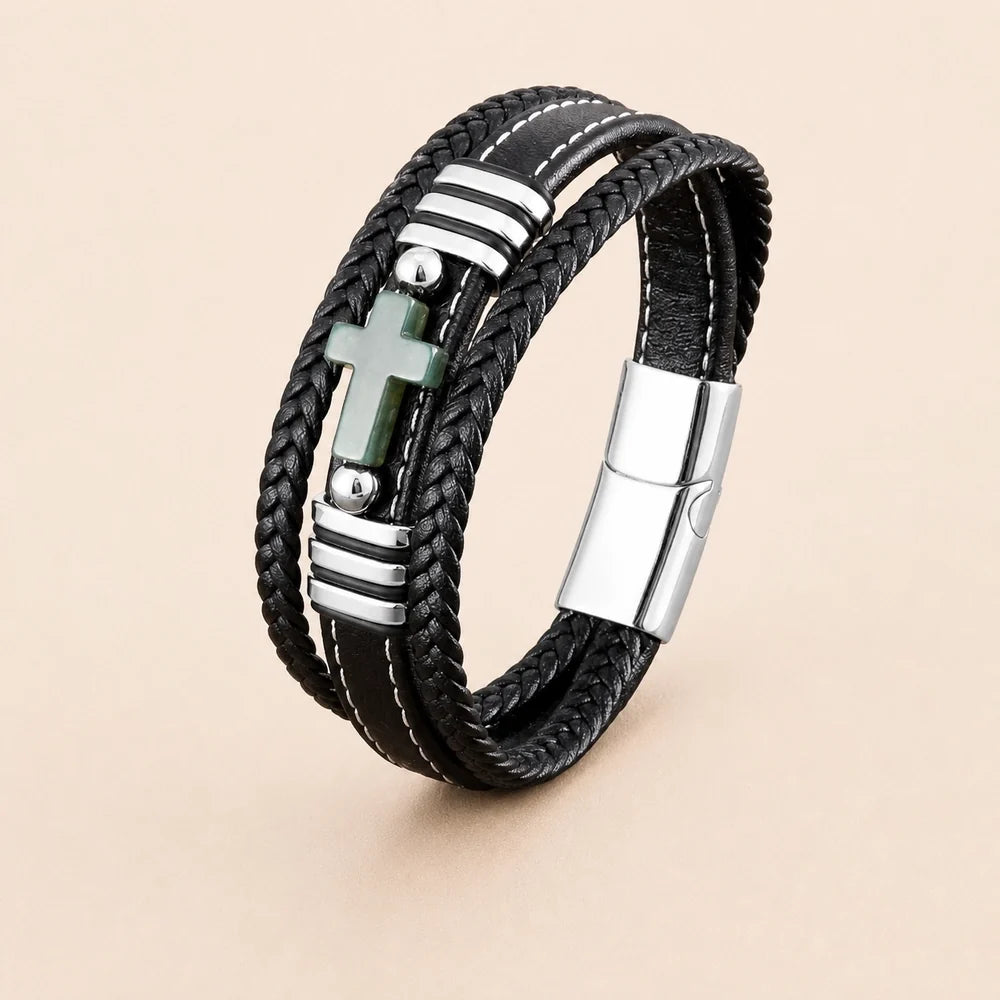 Pulseira Masculina de Couro com Cruz e Pedra - Metal Prata com Pedra Verde - Soul Fé