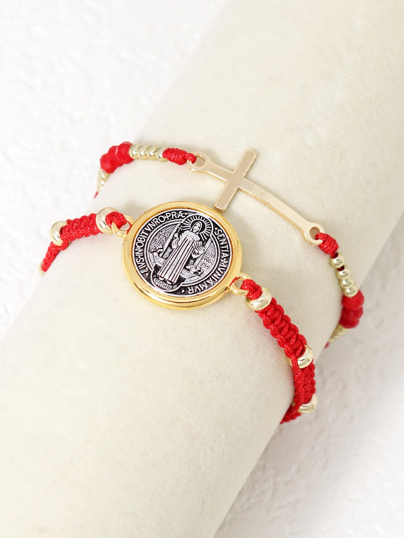Kit 2 Pulseiras de Cordão Vermelho com Cruz - Vermelho - imagem 4