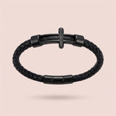 Pulseira Masculina de Couro Preto com Cruz em Aço Inoxidável - Kreuz