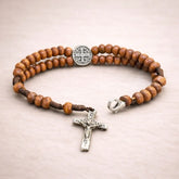 terco-de-pulso-madeira-medalha-sao-bento-pulseira-soul-fe
